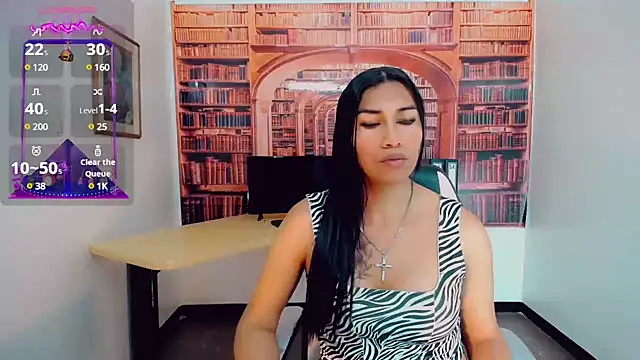 Snapshot of khiara_moretti chatting on 11, 12, 2024 khiara moretti online show from 11, 12, 2024