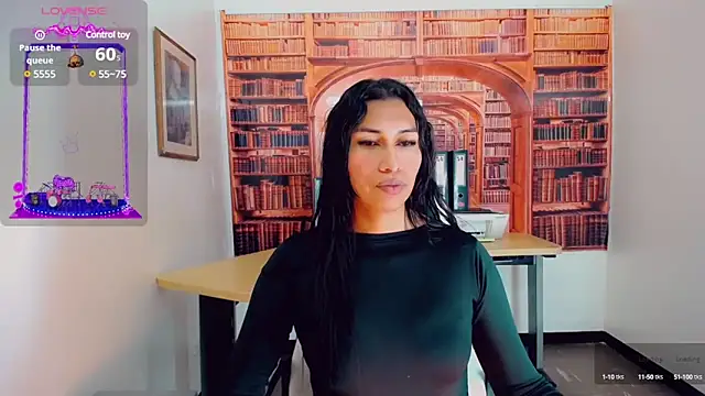 Snapshot of khiara_moretti chatting on 23, 12, 2024 khiara moretti online show from 23, 12, 2024