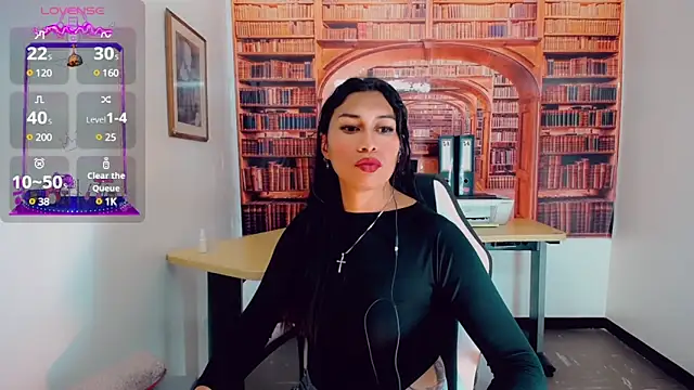 Snapshot of khiara_moretti chatting on 23, 12, 2024 khiara moretti online show from 23, 12, 2024