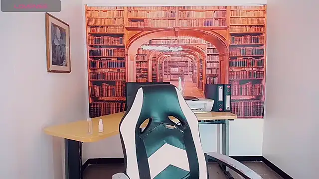 Snapshot of khiara_moretti chatting on 3, 2, 2025 khiara moretti online show from 3, 2, 2025