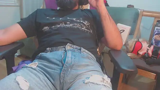 master4subslut online show from 5, 10, 2025