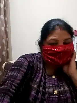 Snapshot of Shoni__ chatting on 17, 12, 2024 Shoni online show from 17, 12, 2024