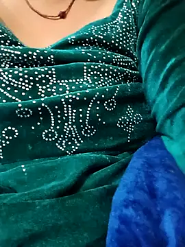 Snapshot of Shoni__ chatting on 20, 12, 2025 Shoni online show from 20, 12, 2025