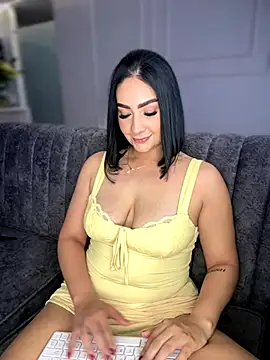 GabriellaFerrer online show from 15, 9, 2025