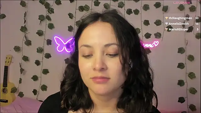 Megan Rodrigo online show from 3, 12, 2024