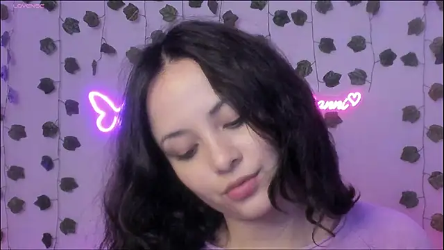 Megan Rodrigo online show from 5, 12, 2024
