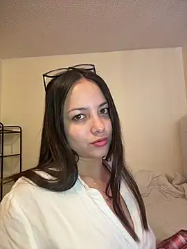 Snapshot of Megan_Rodrigo chatting on 12, 3, 2026 Megan Rodrigo online show from 12, 3, 2026