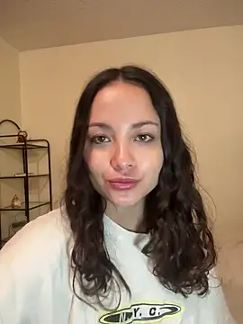 Snapshot of Megan_Rodrigo chatting on 18, 3, 2026 Megan Rodrigo online show from 18, 3, 2026