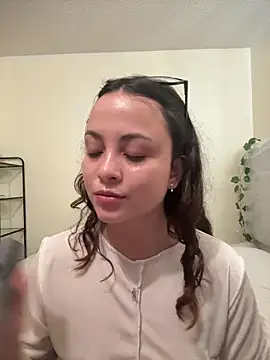 Snapshot of Megan_Rodrigo chatting on 19, 3, 2026 Megan Rodrigo online show from 19, 3, 2026