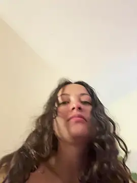 Snapshot of Megan_Rodrigo chatting on 25, 3, 2026 Megan Rodrigo online show from 25, 3, 2026