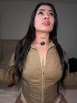 Roxanne 08 online show from 16, 5, 2026