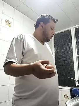 Snapshot of BatiBattman69 chatting on 23, 1, 2025 BatiBattman69 online show from 23, 1, 2025