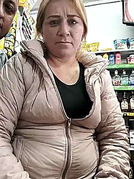 Snapshot of BatiBattman69 chatting on 4, 2, 2025 BatiBattman69 online show from 4, 2, 2025