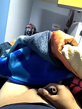 Snapshot of BatiBattman69 chatting on 10, 2, 2025 BatiBattman69 online show from 10, 2, 2025