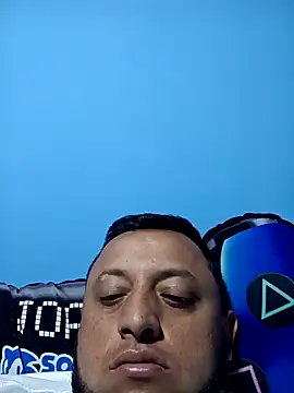 Snapshot of BatiBattman69 chatting on 14, 2, 2025 BatiBattman69 online show from 14, 2, 2025