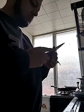 Snapshot of BatiBattman69 chatting on 15, 2, 2025 BatiBattman69 online show from 15, 2, 2025