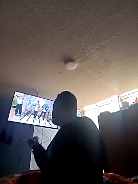 Snapshot of BatiBattman69 chatting on 19, 2, 2025 BatiBattman69 online show from 19, 2, 2025