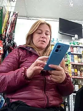 Snapshot of BatiBattman69 chatting on 5, 3, 2025 BatiBattman69 online show from 5, 3, 2025