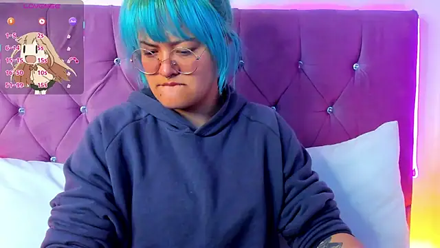 lucky-leah online show from 25, 2, 2025