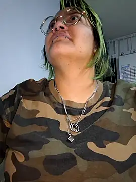 lucky-leah online show from 30, 9, 2025