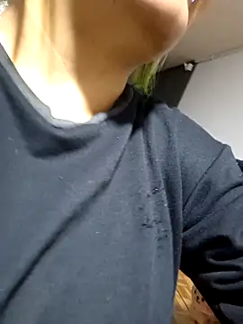 lucky-leah online show from 1, 10, 2025