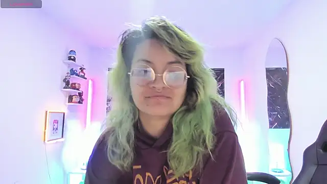 lucky-leah online show from 3, 10, 2025