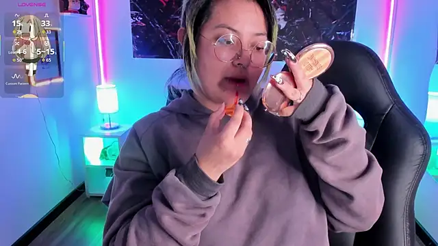 lucky-leah online show from 12, 11, 2025