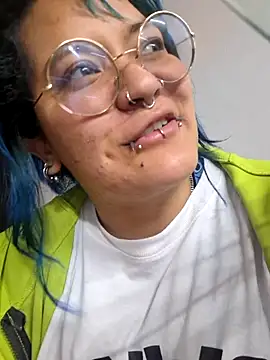 lucky-leah online show from 7, 5, 2026
