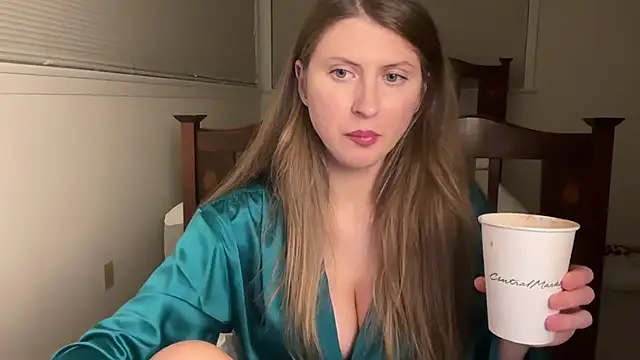 YUMIandbigWOLF online show from 4, 3, 2026