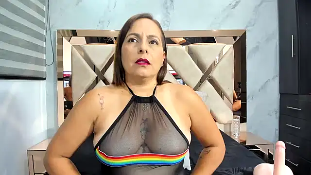 Susy wisee online show from 16, 2, 2025