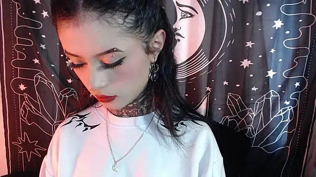 Snapshot of Isabella__dark chatting on 11, 1, 2025 Isabella dark online show from 11, 1, 2025