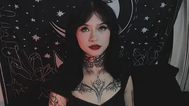 Snapshot of Isabella__dark chatting on 18, 1, 2025 Isabella dark online show from 18, 1, 2025