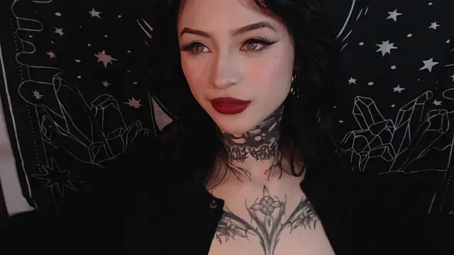 Snapshot of Isabella__dark chatting on 29, 1, 2025 Isabella dark online show from 29, 1, 2025