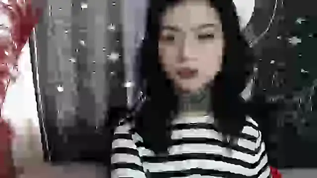 Snapshot of Isabella__dark chatting on 8, 2, 2025 Isabella dark online show from 8, 2, 2025