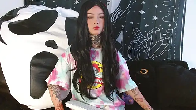 Isabella  dark online show from 20, 10, 2025