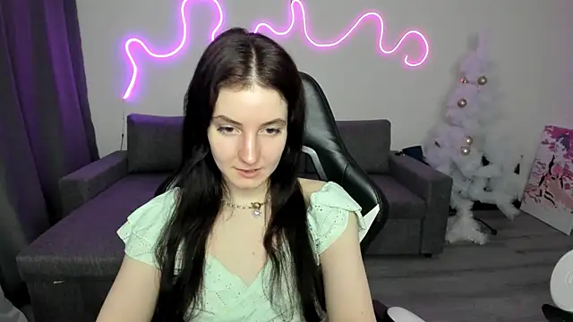 Snapshot of Bridget_fitness chatting on 6, 1, 2025 Bridget fitness online show from 6, 1, 2025