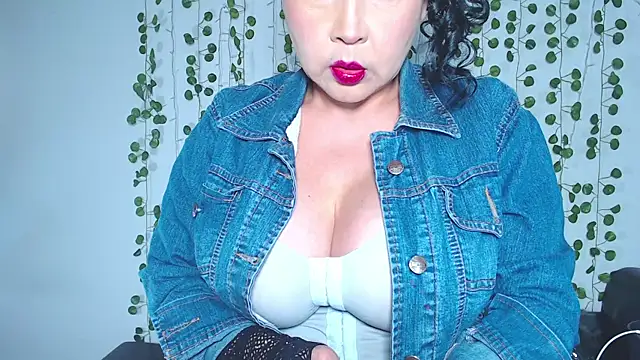 Snapshot of yinetford chatting on 23, 10, 2025 yinetford online show from 23, 10, 2025