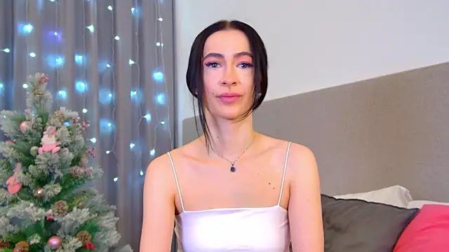 Snapshot of MarieKarma chatting on 17, 12, 2024 MarieKarma online show from 17, 12, 2024