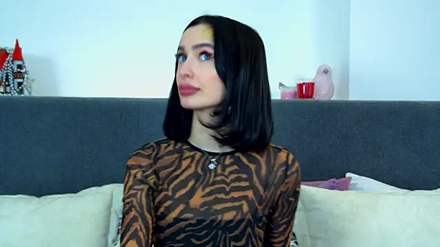 Snapshot of MarieKarma chatting on 27, 1, 2025 MarieKarma online show from 27, 1, 2025