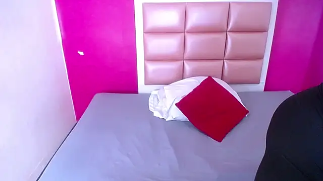 Snapshot of ebonny_suggarmommy1 chatting on 19, 11, 2025 ebonny suggarmommy1 online show from 19, 11, 2025