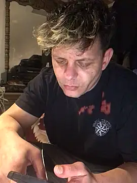 Phelyxx elgato online show from 20, 3, 2025