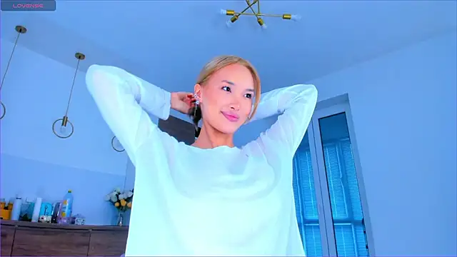 Snapshot of Sweet_yasu chatting on 6, 3, 2026 Sweet yasu online show from 6, 3, 2026