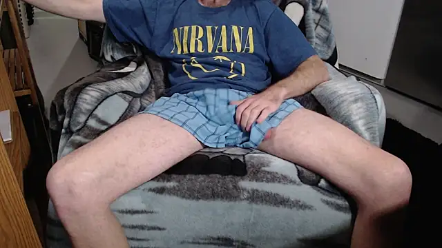 Snapshot of froy4986 chatting on 7, 1, 2025 froy4986 online show from 7, 1, 2025