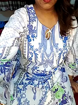 Snapshot of Dayna-36 chatting on 7, 10, 2025 Dayna-36 online show from 7, 10, 2025