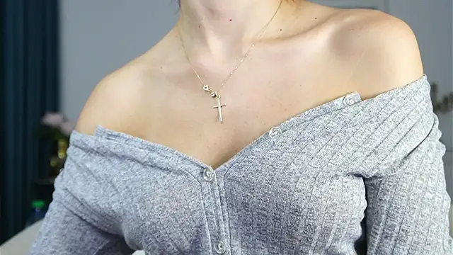 Snapshot of ivyleague_ chatting on 9, 10, 2025 ivyleague  online show from 9, 10, 2025