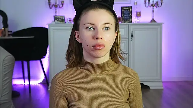 ivyleague  online show from 3, 11, 2025