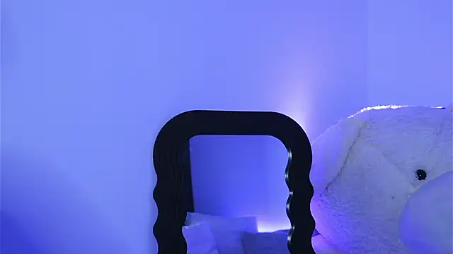 ivyleague  online show from 24, 2, 2026