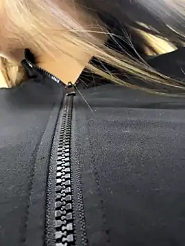 Snapshot of JessiMur chatting on 13, 9, 2025 JessiMur online show from 13, 9, 2025