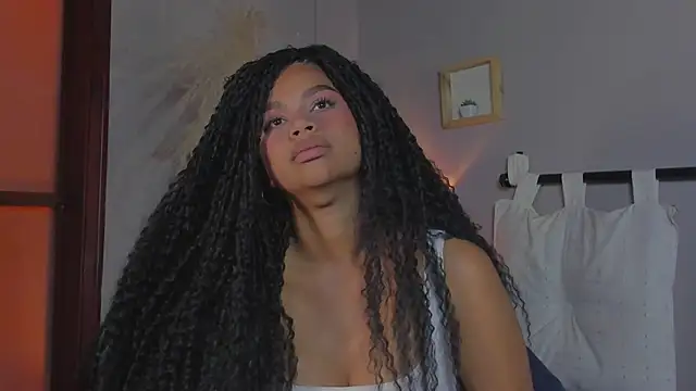nayah   online show from 8, 1, 2025