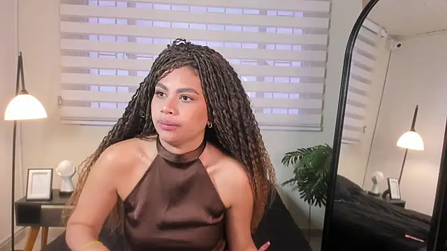 nayah   online show from 2, 5, 2026